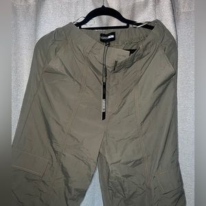 Windbreaker cargo pants size medium.